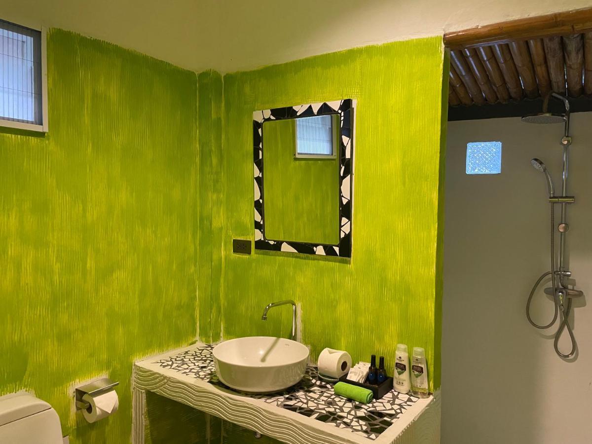 The Pace Phuket Boutique Resort Rawai Экстерьер фото