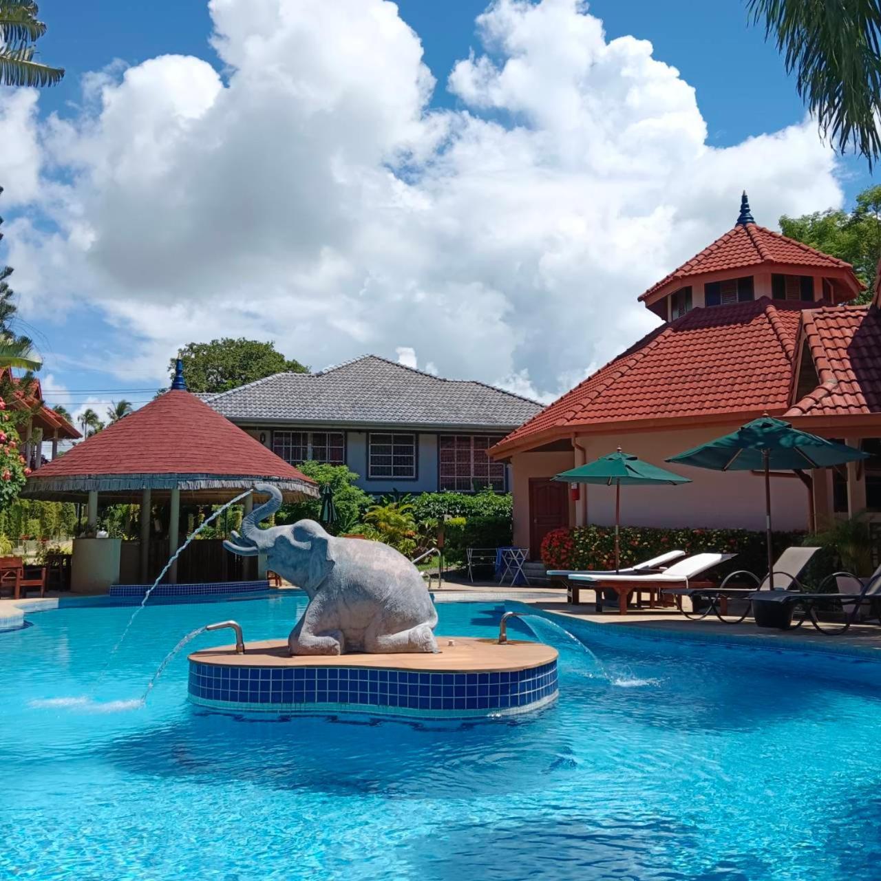 The Pace Phuket Boutique Resort Rawai Экстерьер фото